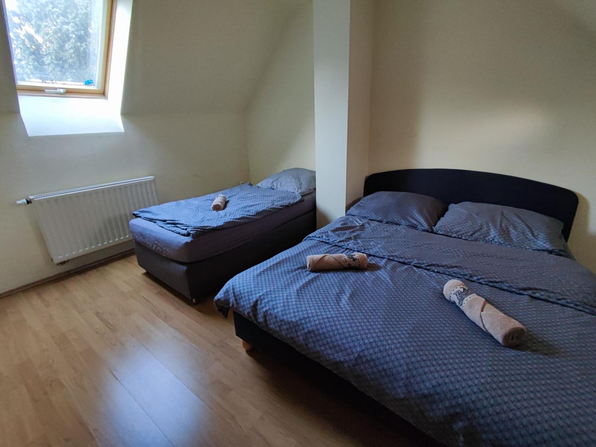 Váralja Vendégház Tata Quarto foto